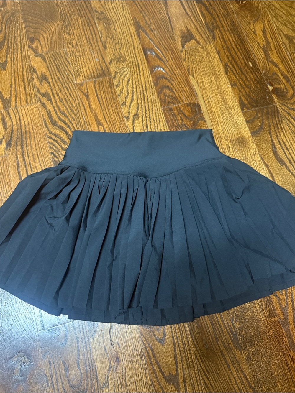 ALO Yoga Black Pleated Skater Skirt